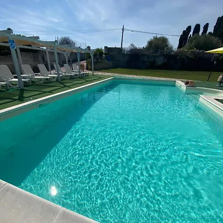 La Di Gina Villa