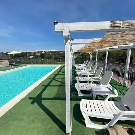 La Di Gina Villa